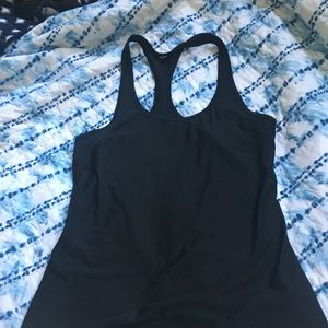 Under Armor black workout tank